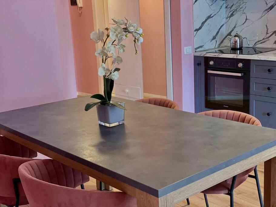Coral Apartment - City Center تيرانا المظهر الخارجي الصورة